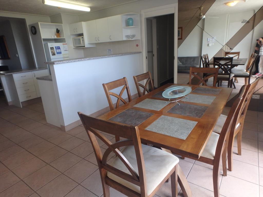 Burleigh Gardens North Hi-Rise Holiday Apartments Gold Coast Ruang foto