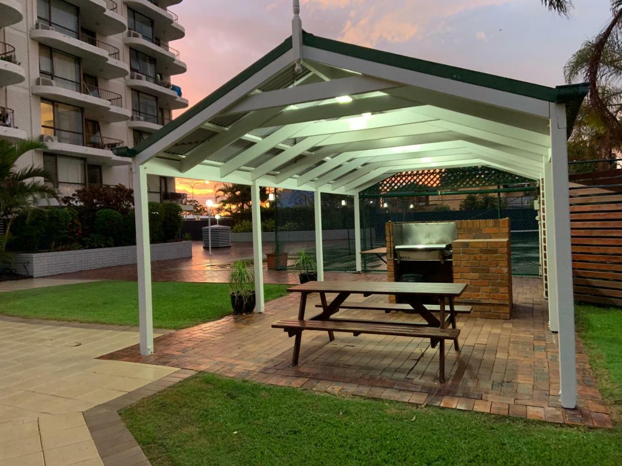 Burleigh Gardens North Hi-Rise Holiday Apartments Gold Coast Bagian luar foto